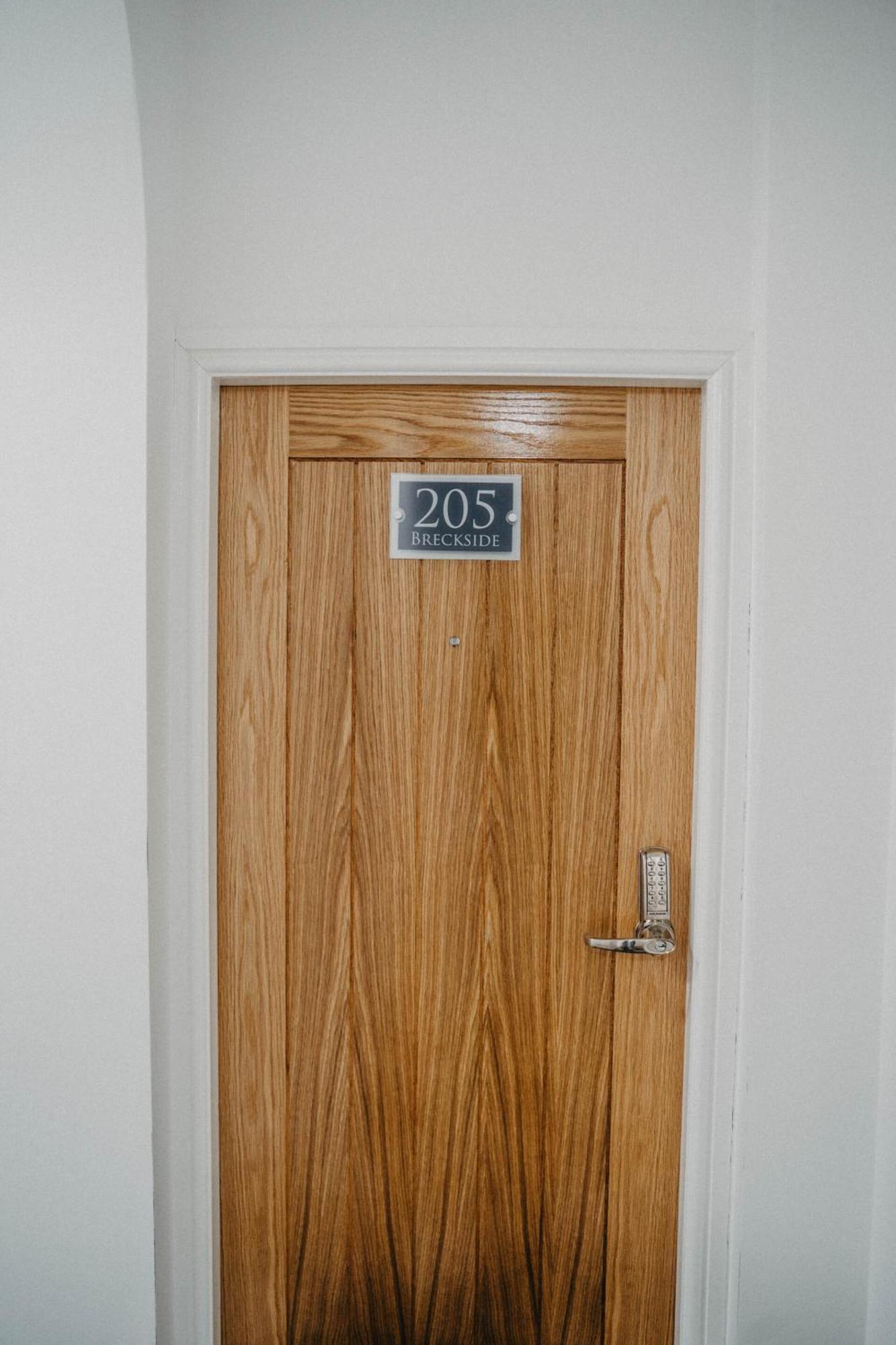 Hotel Flat Iron Anfield à Liverpool Extérieur photo