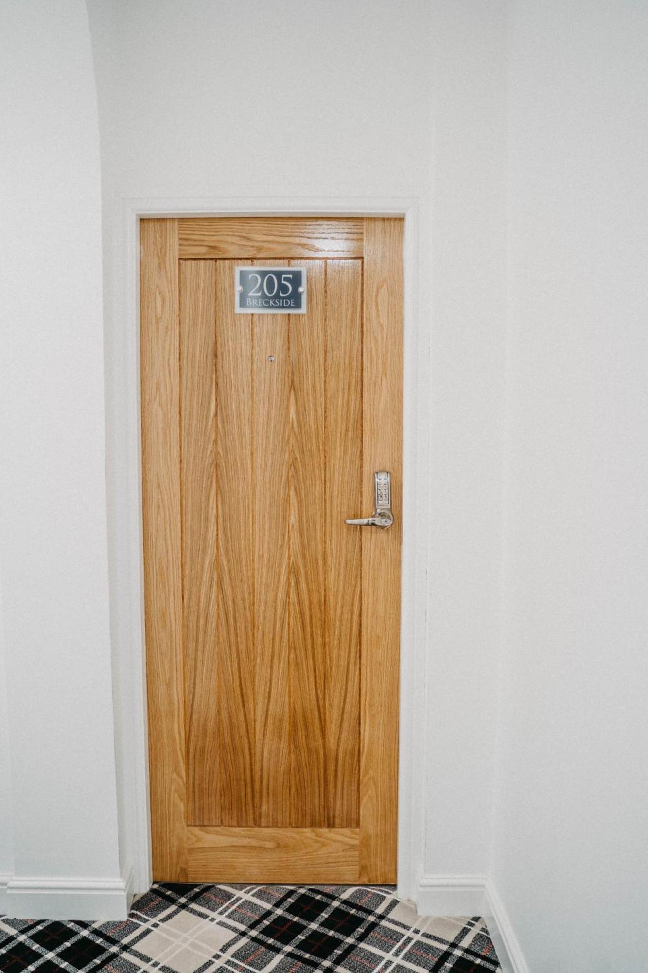 Hotel Flat Iron Anfield à Liverpool Extérieur photo