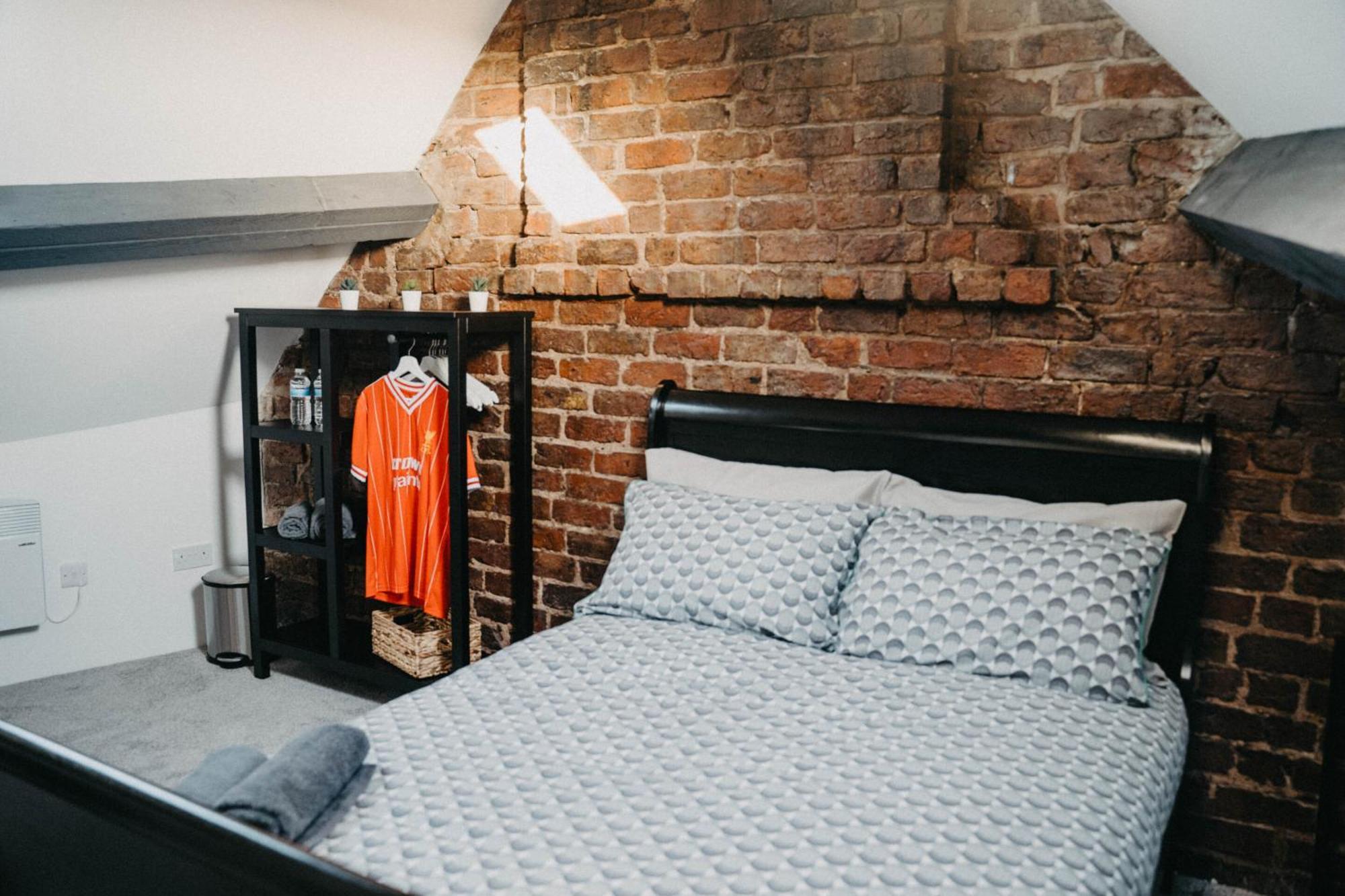 Hotel Flat Iron Anfield à Liverpool Extérieur photo